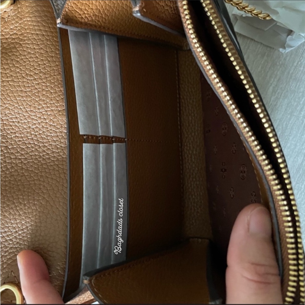 Tory Burch britten chain Crossbody wallet - Picture 9 of 15